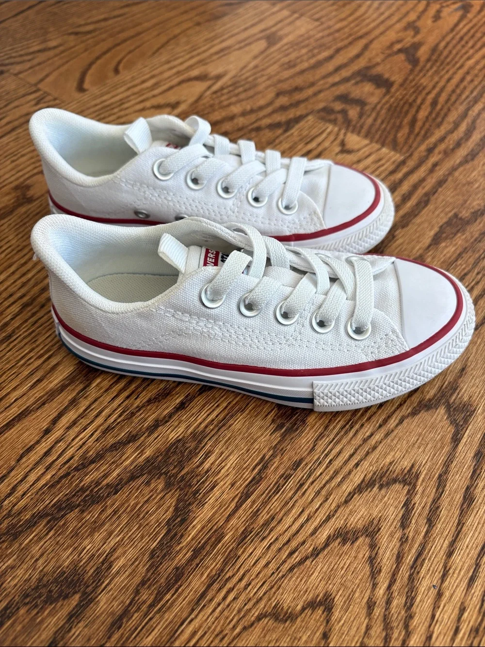 Converse Kids White Canvas Low-Top Sneakers with Red Stripe